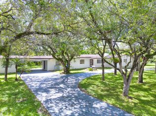 10501 SW 64th Ave, Pinecrest, FL 33156