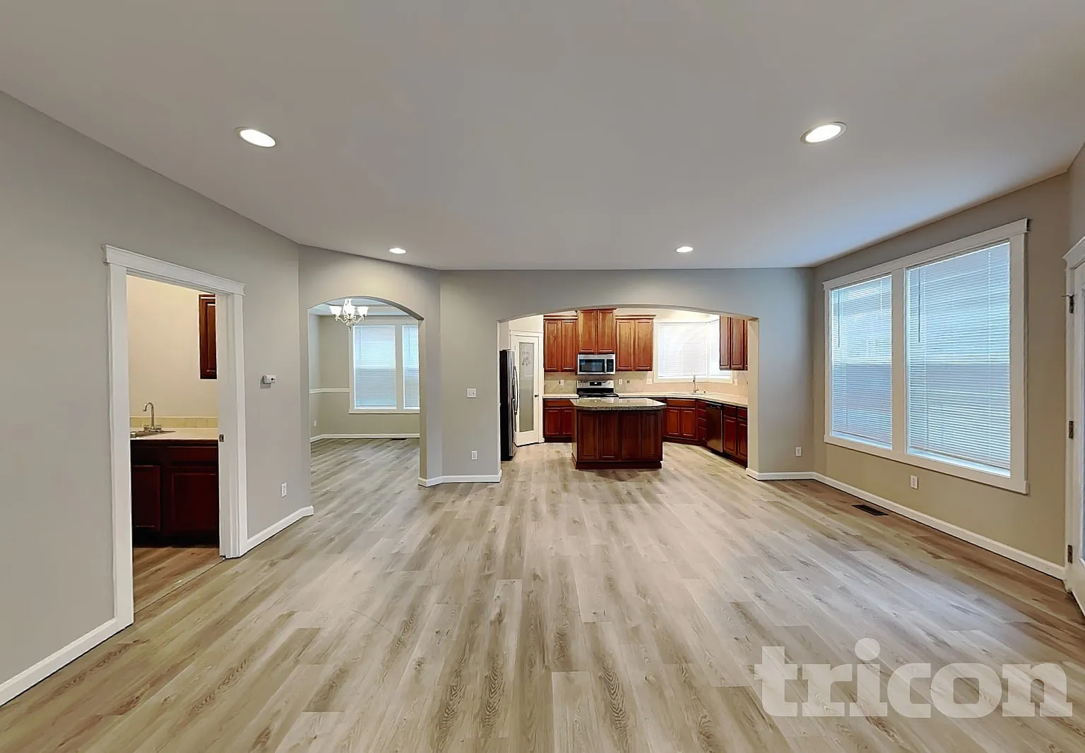 20401 94th Avenue East Graham WA — Photo 4