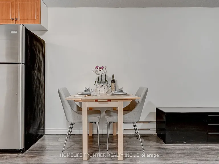 29 Madsen Cres #BASEMENT — Photo 9