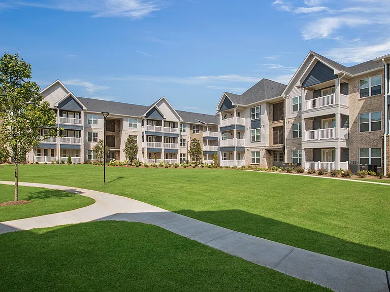 Celadon on Club Apartments — Photo 46