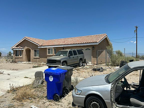 2nd image of 1066 Sea Wind Ave