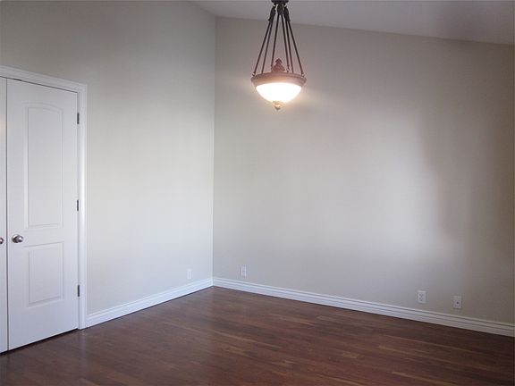 3rd image of 7469 S Green Haven Dr