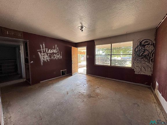 5th image of 1407 S Riley Dr
