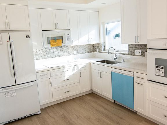4th image of 1187 Crenshaw Blvd #108A