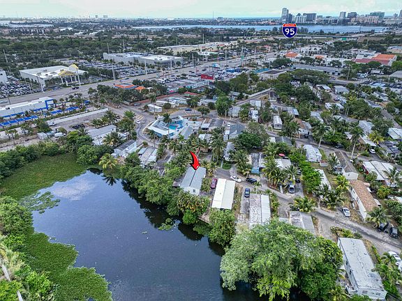 4th image of 1899 Lakeshore Avenue Lote 6