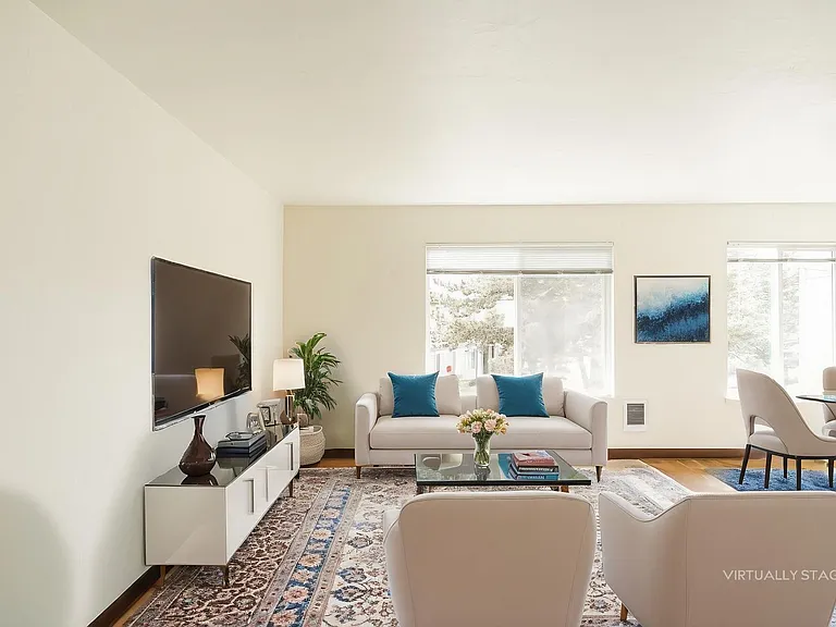 Brighton Park East Apartments — Photo 6