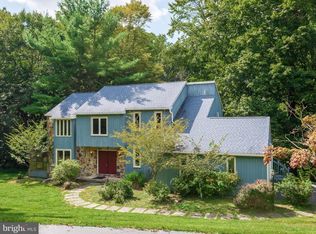 867 Meadowcroft Rd, West Chester, PA 19382