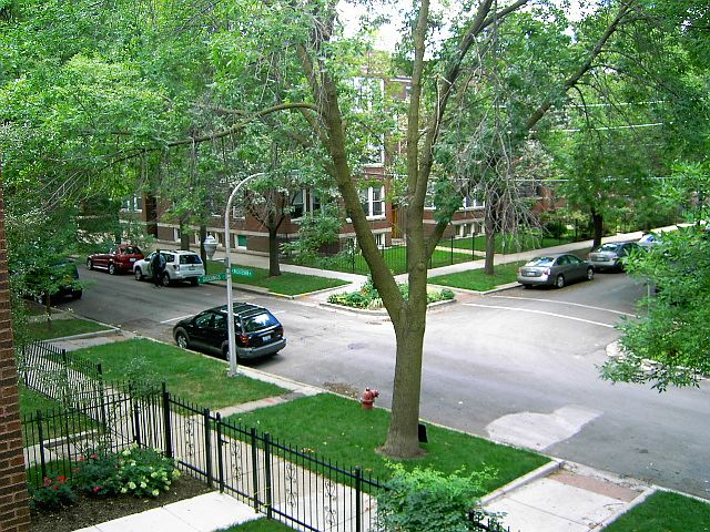 1st image of 4745 N Washtenaw Ave