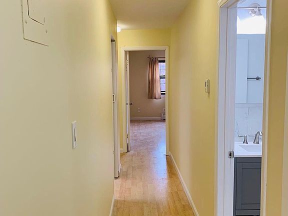 3rd image of 24025 69th Ave #2