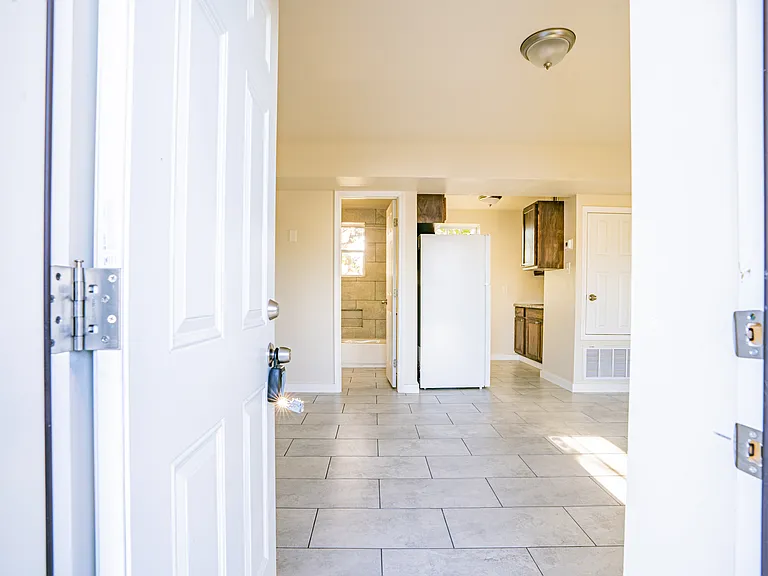 2919 Danneel St #2 — Photo 3