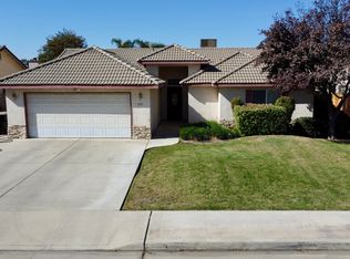 1271 Greenfield Dr, Porterville, CA 93257