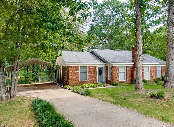 4th image of 4936 Butterwick Ln