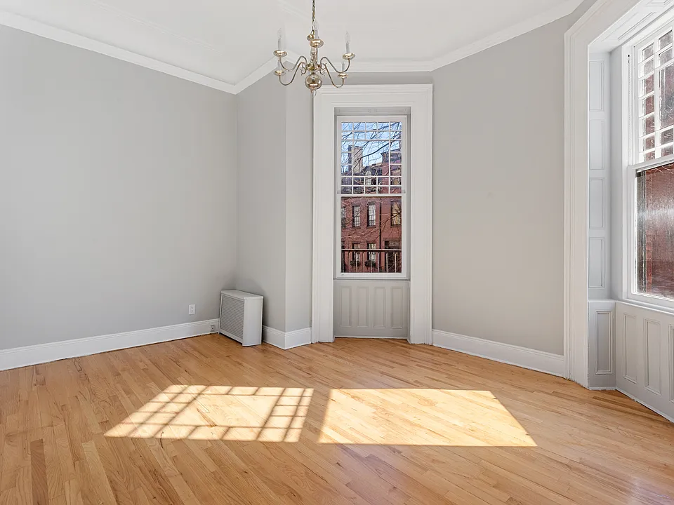25 Pierrepont St #6