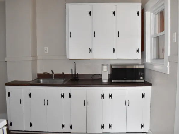 472 Coffeen St, Watertown, NY 13601