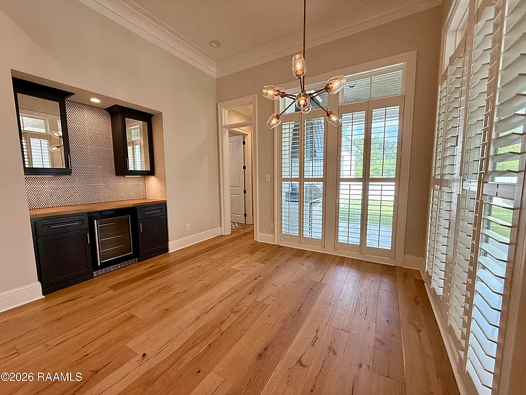 102 Orchard Park Ave — Photo 12