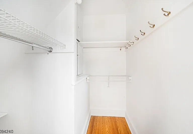 106 Western Ave — Photo 18