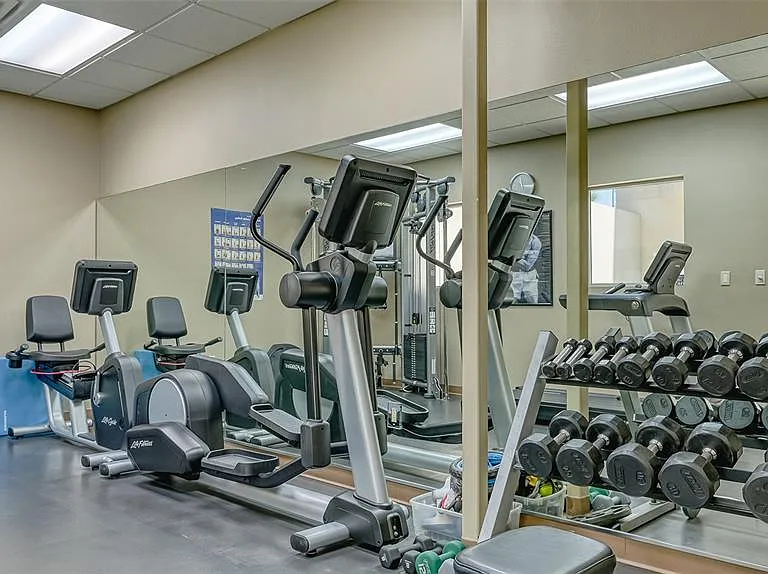 235 Cocoanut Ave #106B — Photo 53
