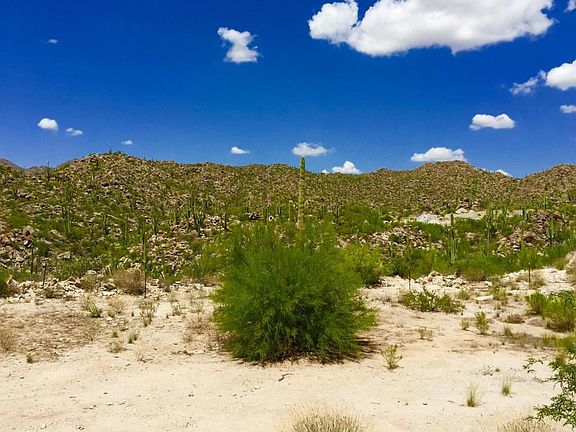 2nd image of 1297 W Tortolita Mountain Cir