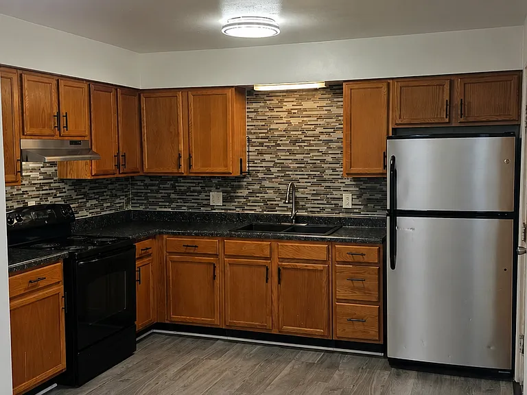 2127 W Virginia Ave — Photo 5