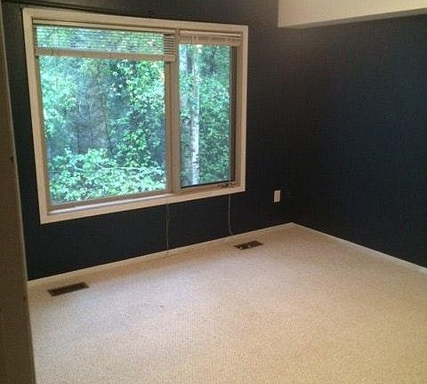 Master bedroom w/ WI closet and private bath