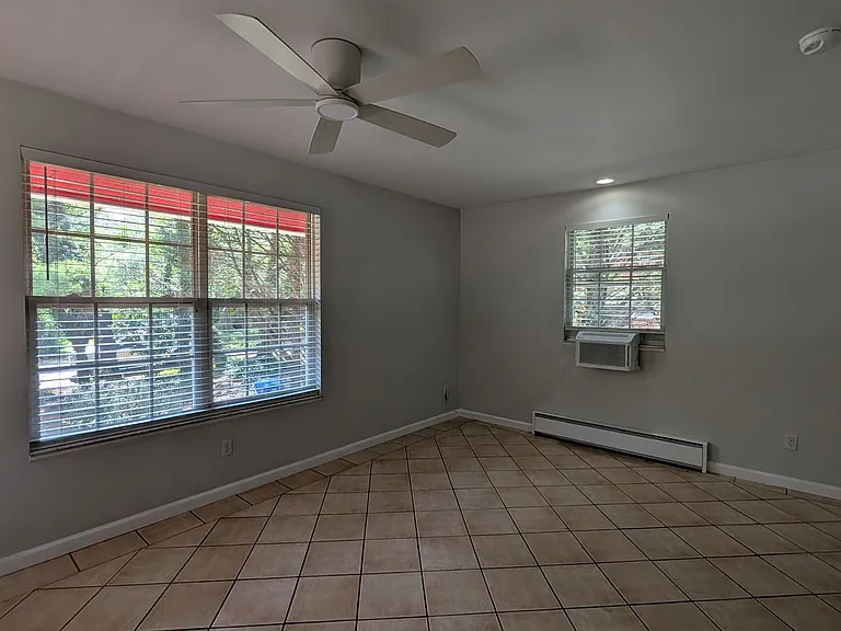 120 Pershing Rd — Photo 6