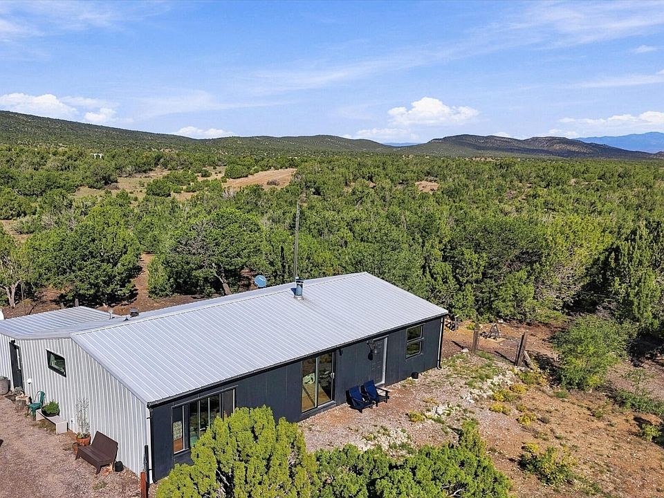 1st image of 548 Gunsmoke Rd