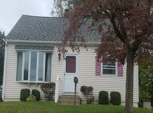 17 Ridge Rd, Aston, PA 19014