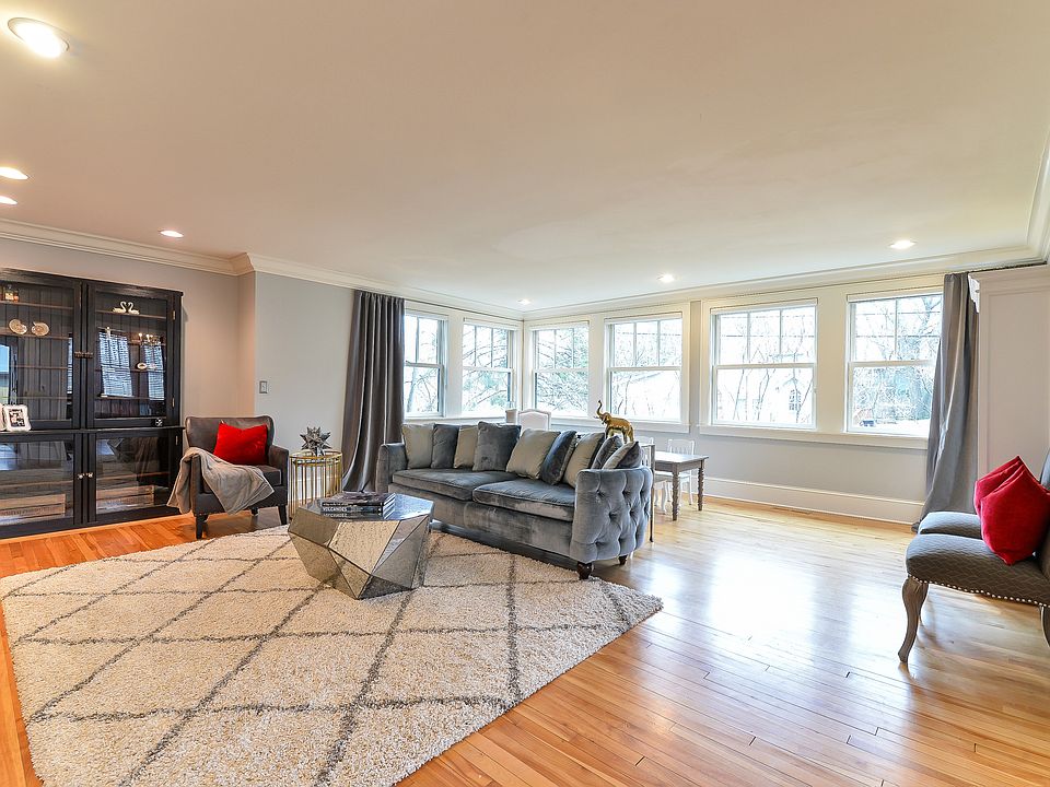 1st image of 4155 Summit Ln