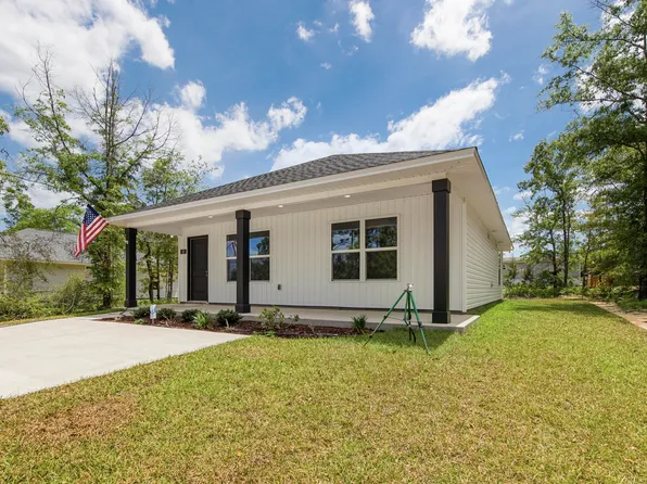 47 Pansy Ln, Defuniak Springs, FL 32433