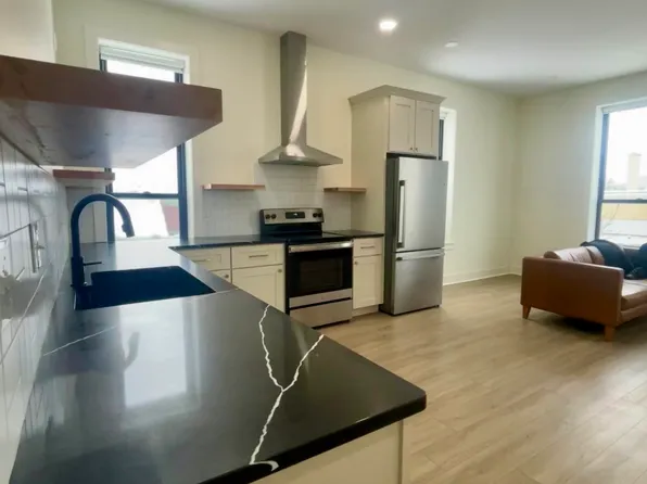 336 N Main St, Cheboygan, MI