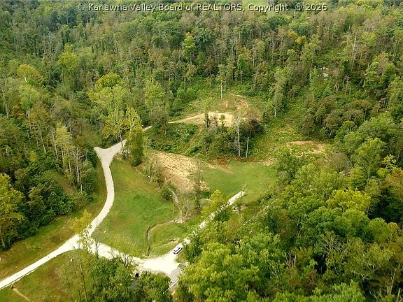 5th image of 4178 Blue Sulphur Rd