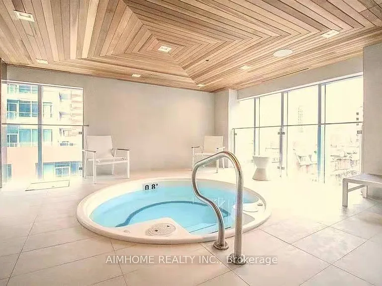 89 McGill St #1311 — Photo 21