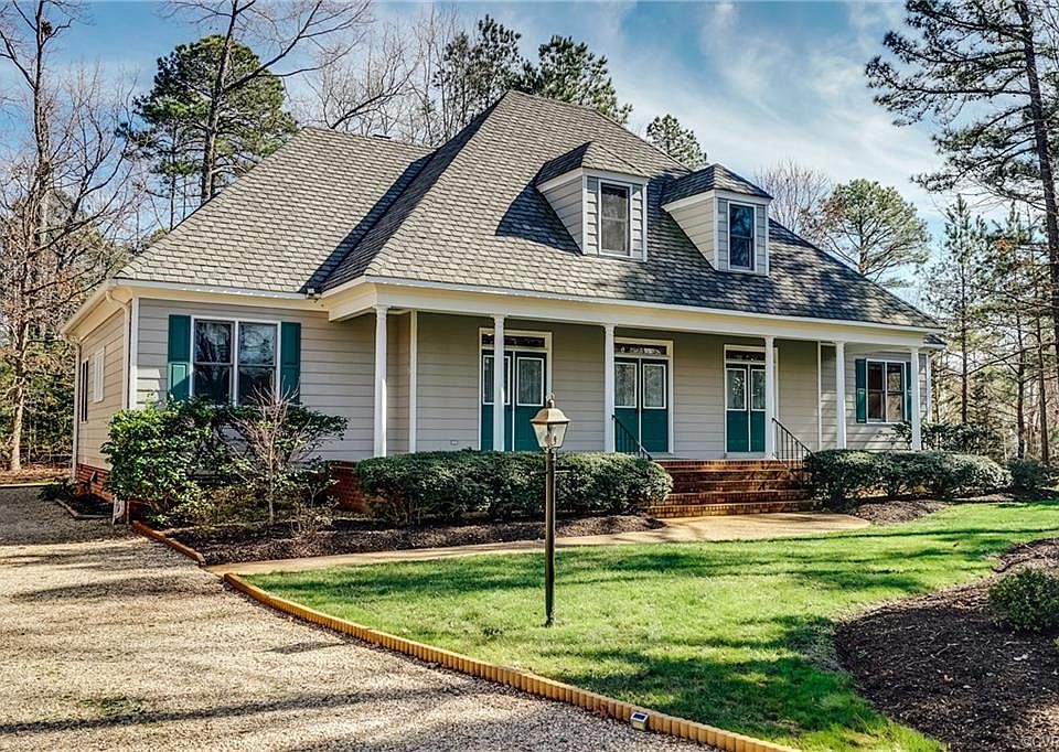 1st image of 12101 Country Hills Ct