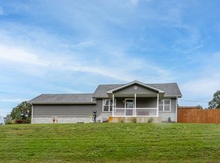 537 Arliss Dr, Crane, MO 65633