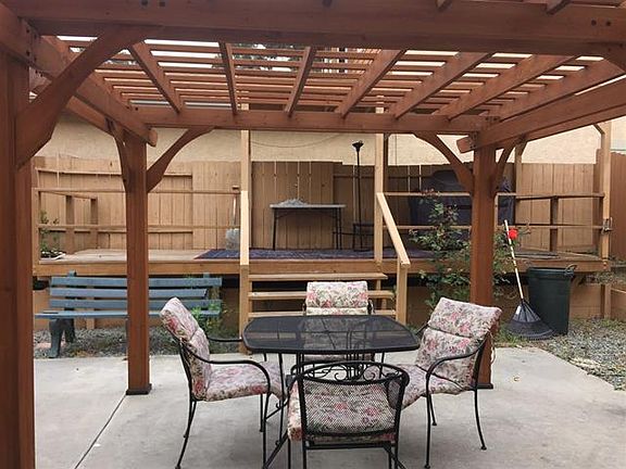 4th image of 7988 Tinaja Ln