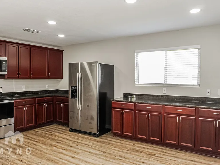 3225 Lakeland Dr — Photo 10