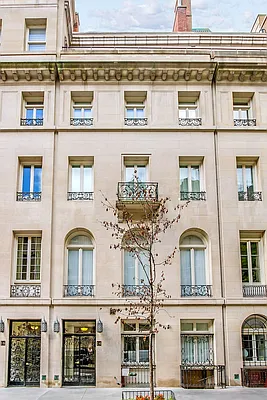 Rented by Compass | media 20