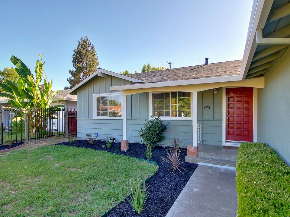 1st image of 4549 Cedarwood Way