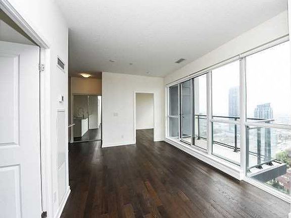 5th image of 510 Curran Pl #3004