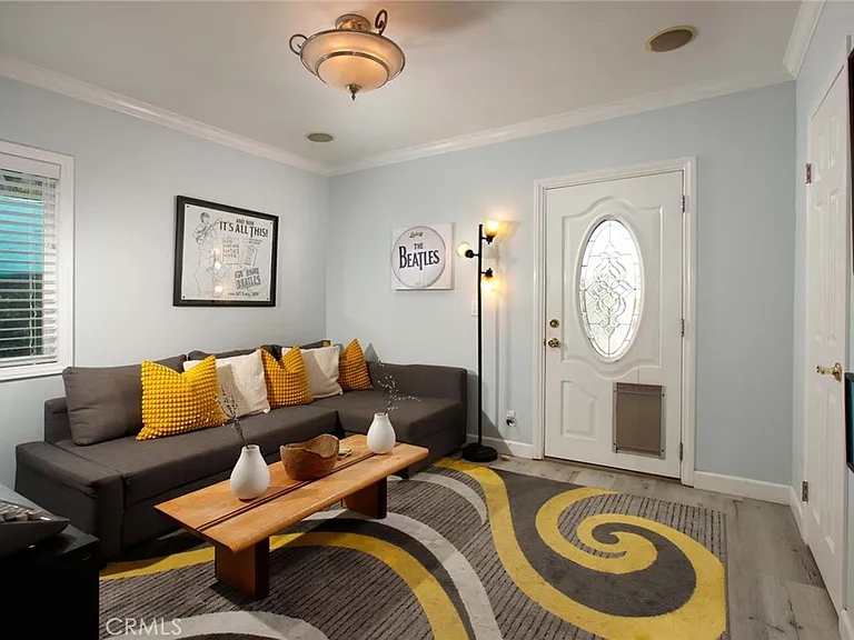 1412 N Catalina St — Photo 14