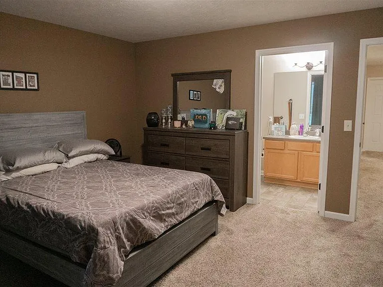 3675 Andover Ln — Photo 9