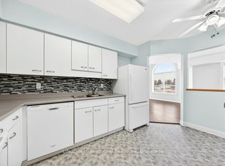 208 Silvercreek Pkwy N #306, Guelph, ON N1H8H2