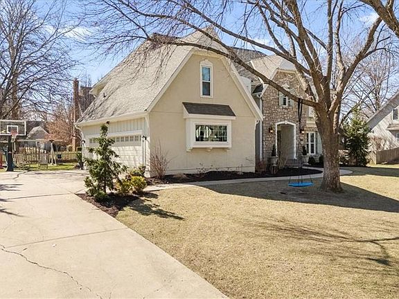 3rd image of 3405 W 129th St