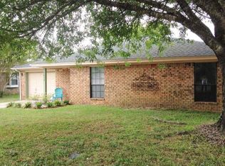 7658 Old Hickory Dr, Pensacola, FL 32507