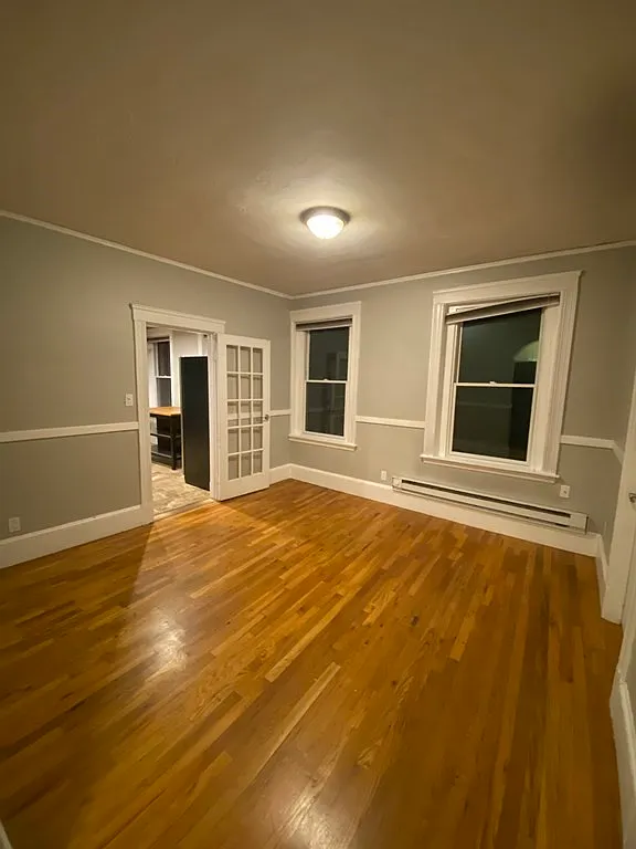 4 bed, 2.0 bath, 99999 sqft, $5,600 — Photo 4