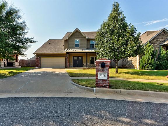 3rd image of 8308 NW 138th Cir