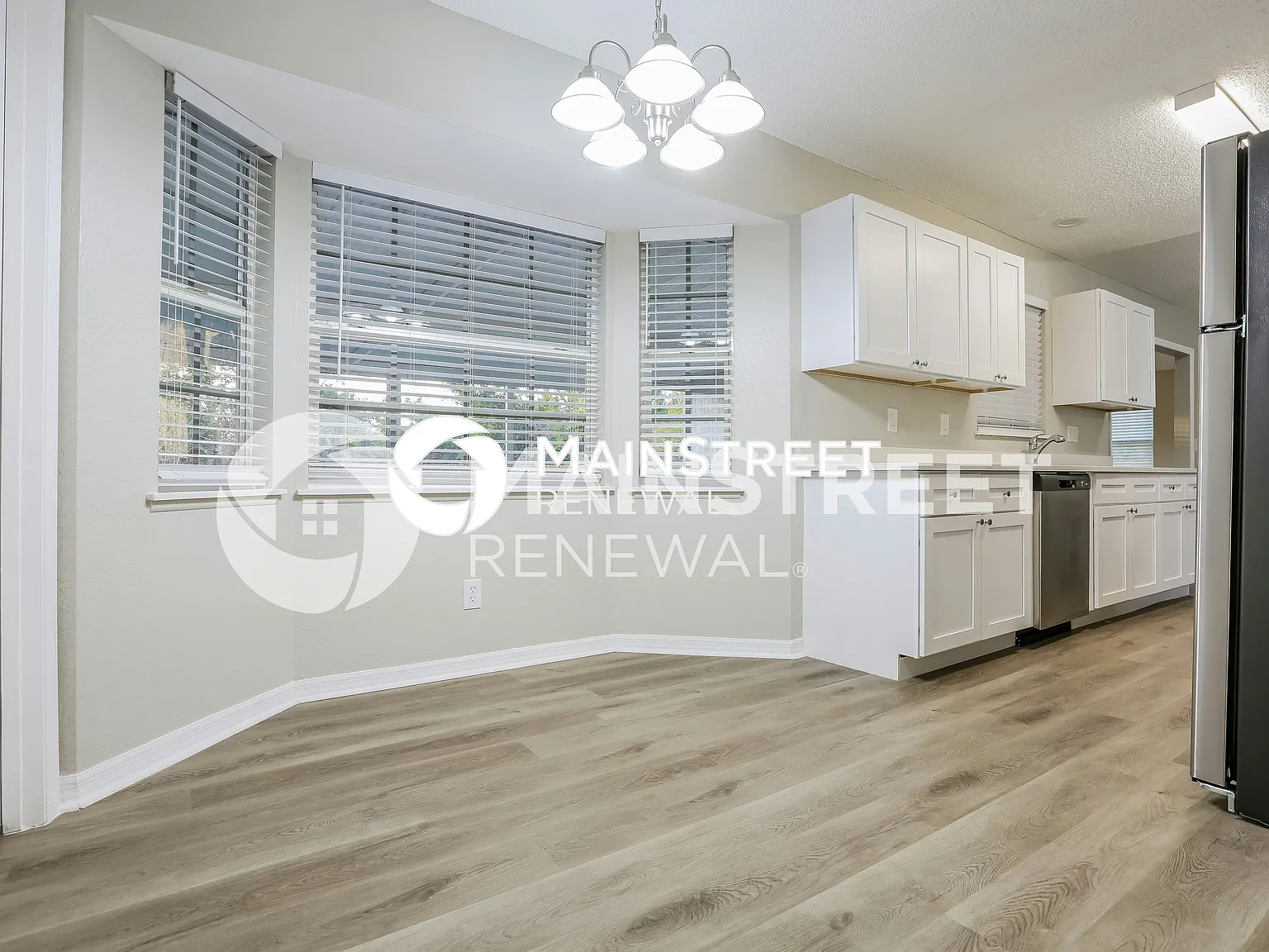 3104 Shamrock Dr — Photo 4