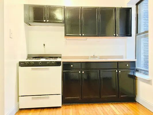 Rented by Keller Williams NYC | media 18