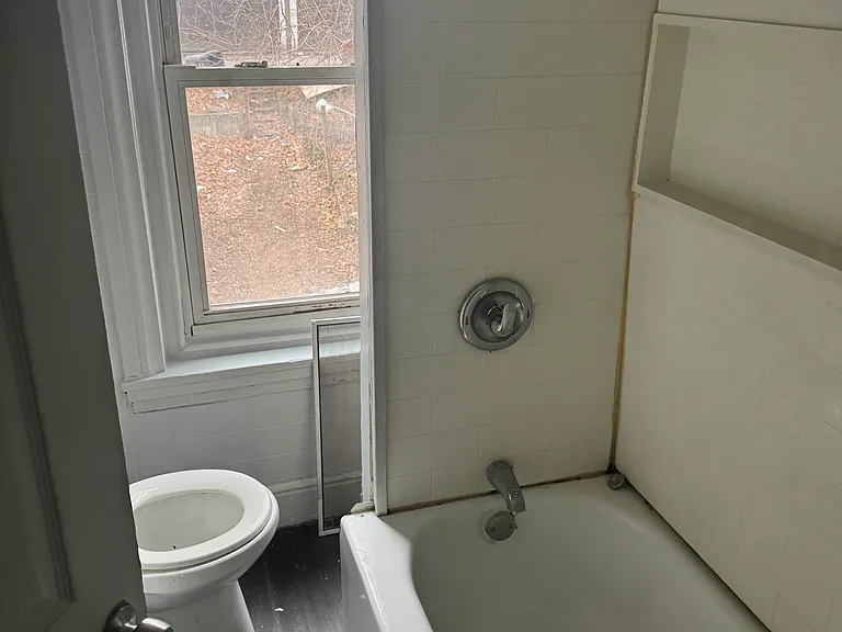 500 Norris St — Photo 7