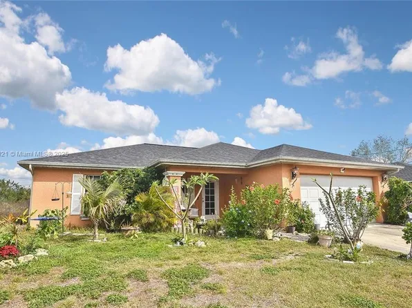 2612 66th St W, Lehigh Acres, FL 33971